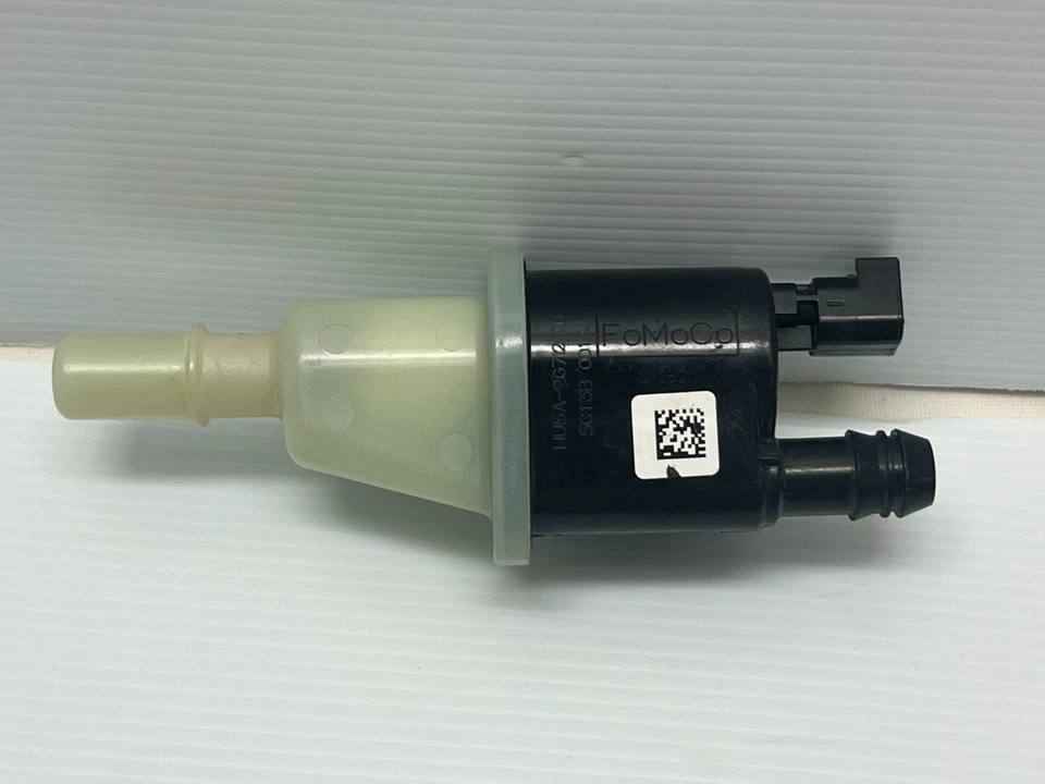 Vapor Canister Purge Valve For 2016-2018 Lincoln MKZ OEM HU5A-9G712-DB Foto 3 de 3