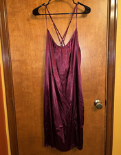 Secret Treasures Burgundy Satin Full Slip Adjustable Straps Women  s XL 16-18