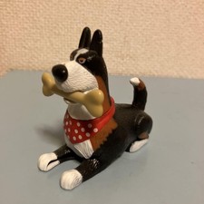 McDonald's Happy Meal "Pets 2" figure dog