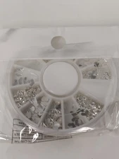 Nail Art Silver Hearts Carousel Box Crystal For Manicure Decoration