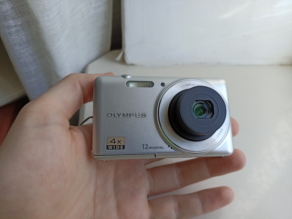 🔥Olympus VG-110 Silver 12.0MP digital compact camera
