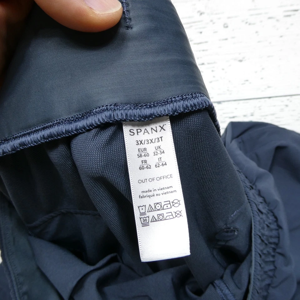 Pantalones Cortos Spanx Para Mujer Talla 3X Azul Pull On Entrenamiento Cintura Elástica Ligeros Foto 2 de 4