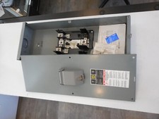 SQUARE D QOM2-2225NRB Circuit Breaker Enclosure Single Phase 3 Wire 225 Amp