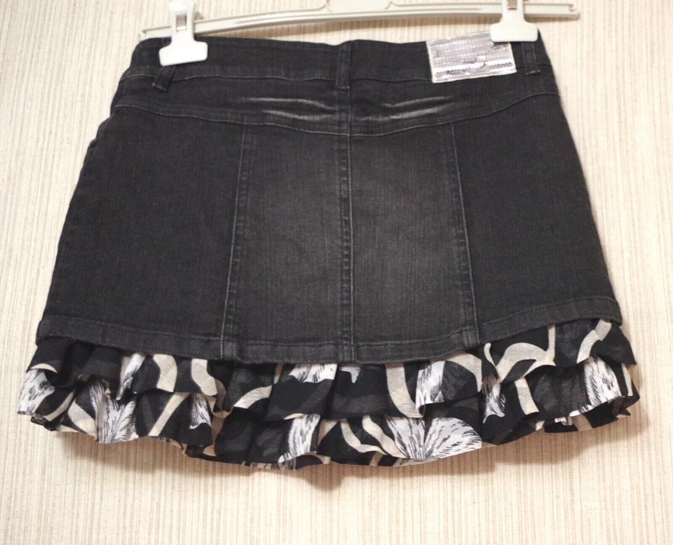 Saias jeans Miss Blumarine preto babado menina tamanho: 14 - Imagem 2 de 3