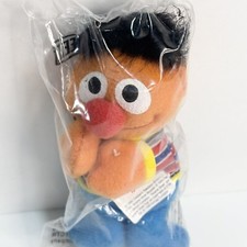 Sesame Street Ernie 1999 Plush Sealed Kelloggs Mini Beans