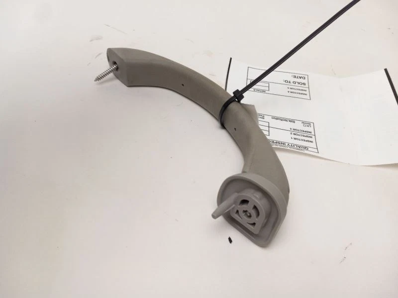 REAR PASSENGER ROOF GRAB HANDLE fits FORD TAURUS 2000 - 2007 - Image 3 of 4