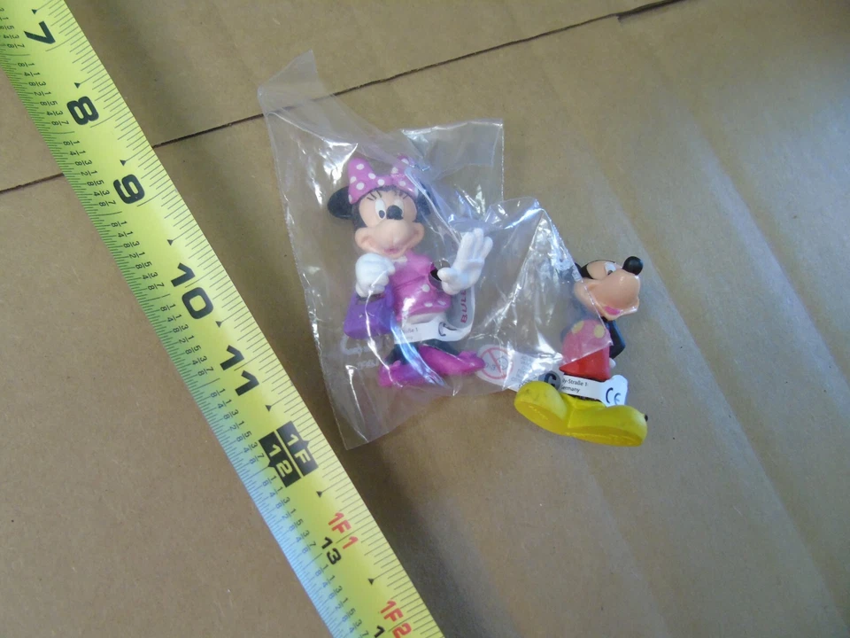 TOTALMENTE NUEVO Toppers Oficial Disney Cake Topper Mickey y Minnie Foto 2 de 2