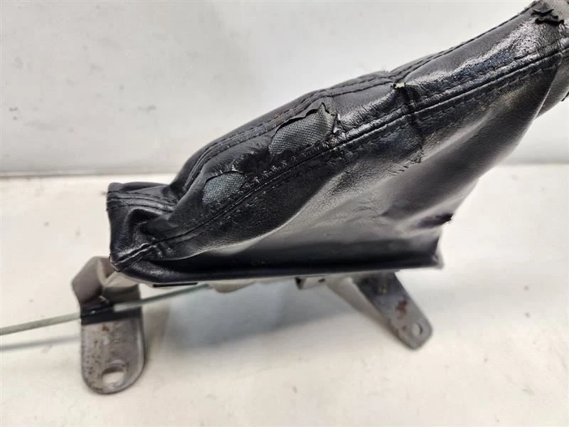 Manija de freno de emergencia Subaru Impreza STi 2011 (portón) Foto 2 de 4