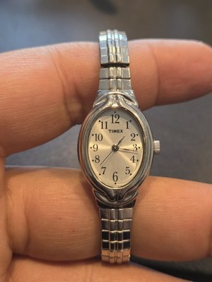 Timex Cavatina Womens Watch 20mm Silver Two Tone Oval Dial New Battery EUC C208