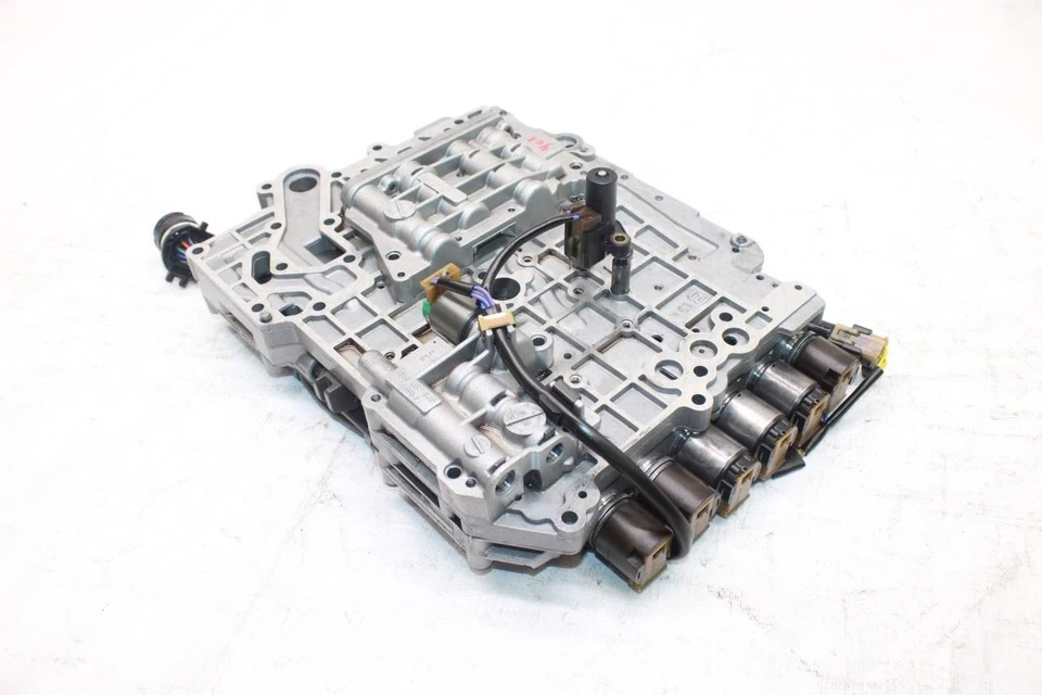 2002 PORSCHE BOXSTER 986 CONV #401 TIPTRONIC AUTO TRANSMISSION VALVE BODY 2.7L - Image 3 of 4