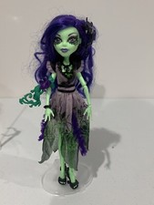 Monster High Doll Amanita Nightshade Edizione Limitata Doll Gloom And Bloom 2011
