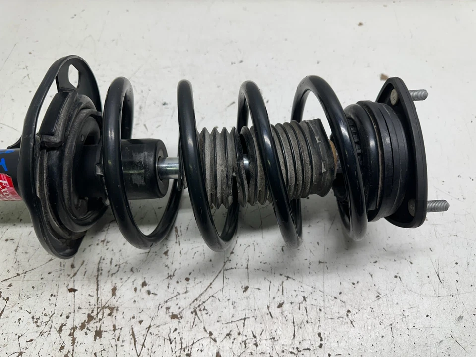 P31072 2014-2017 Mazda 6 puntal delantero amortiguador resorte lado pasajero 339404 Foto 2 de 4