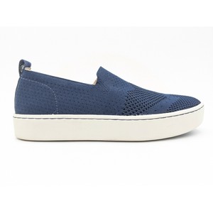 born sun slip on sneaker
