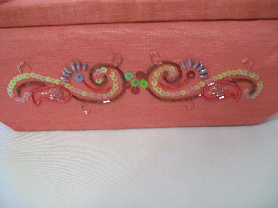 Cartera de viaje vintage única de tela rosa con cuentas joyería con 4 compartimentos y espejo Foto 3 de 4