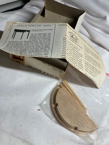 Vintage House of Minitures 2 Kits Clock and Side Table 1977 - Picture 4 of 8