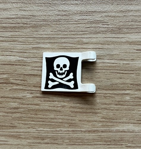 LEGO Pirates 2x2 Jolly Roger Flag - 2335 - Black & White Vintage - Picture 2 of 3
