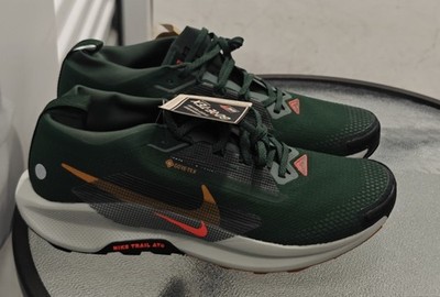 Size 12 - Nike Pegasus Trail 5 GORE-TEX Fir Desert Ochre