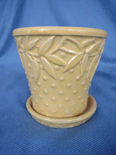 Nelson McCoy Hobnail Flower Pot