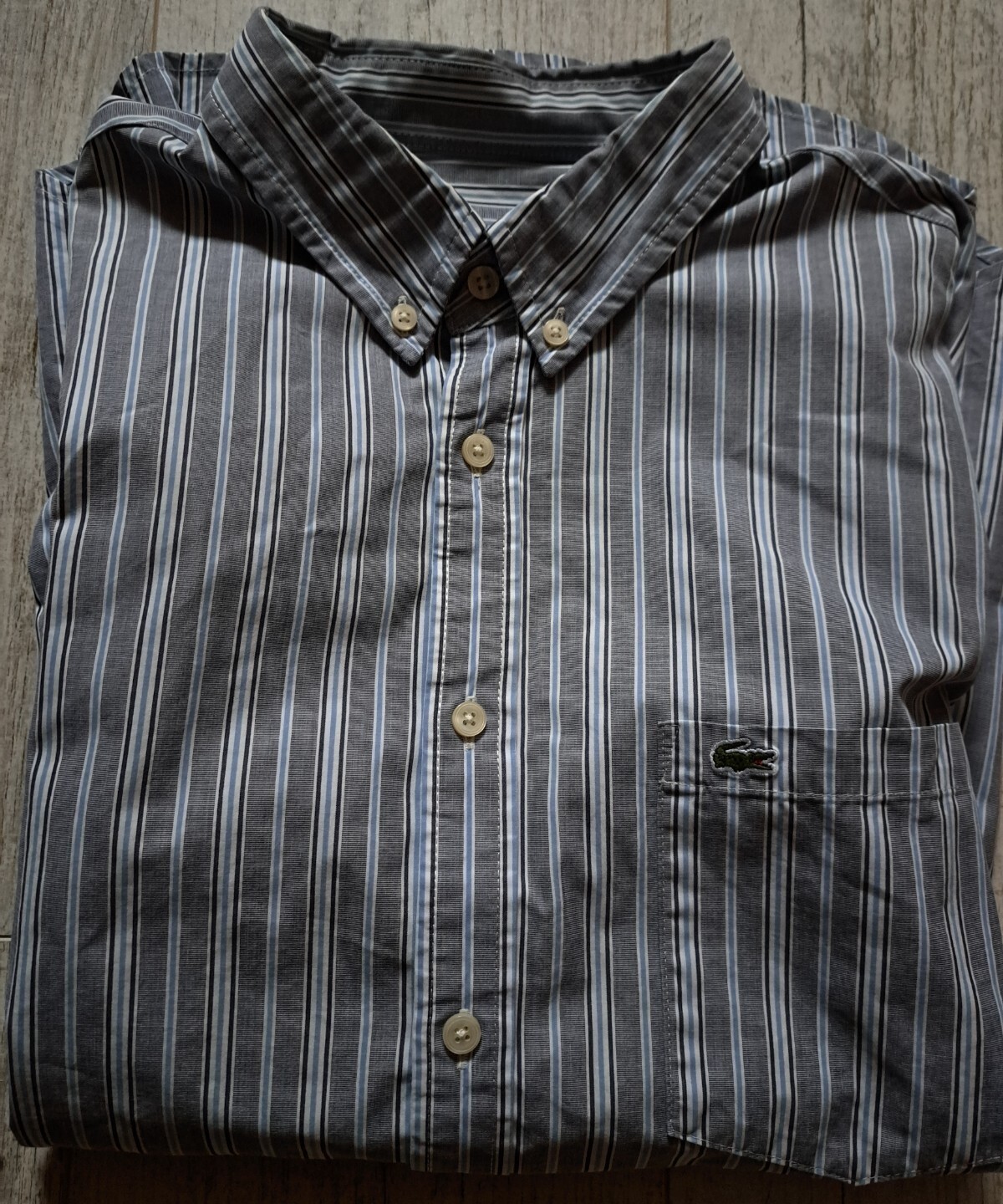 LACOSTE Men's SHORT Sleeved Shirt Size 43 XL Blue PIN STRIPED Embroidered LOGO