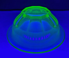 Hazel Atlas Rest-Well Green Uranium Depression Glass Mixing Bowl — listing 6