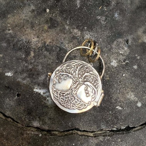 Handmade Tree of Life & Triple Moon Locket – Meditation Silver Pendant - Picture 14 of 15