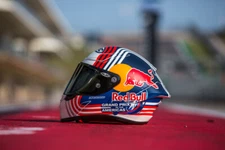 USA FIM RACING MOTO GP RED BULL FULL RACE REPLICA HELMET SIZE MEDIUM 57-58 CM