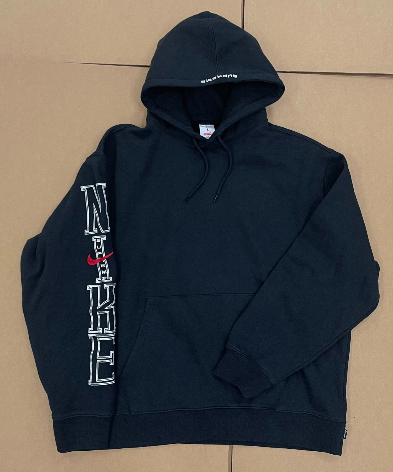 SS24 SUPREME X NIKE PULL SWEAT À CAPUCHE NOIR BLANC ROUGE TAILLE 2XL FQ0759 010