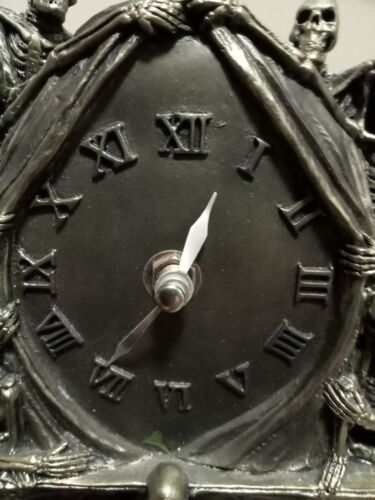 Nemesis Now Hell Of A Time Clock - RARE. - Picture 2 of 9
