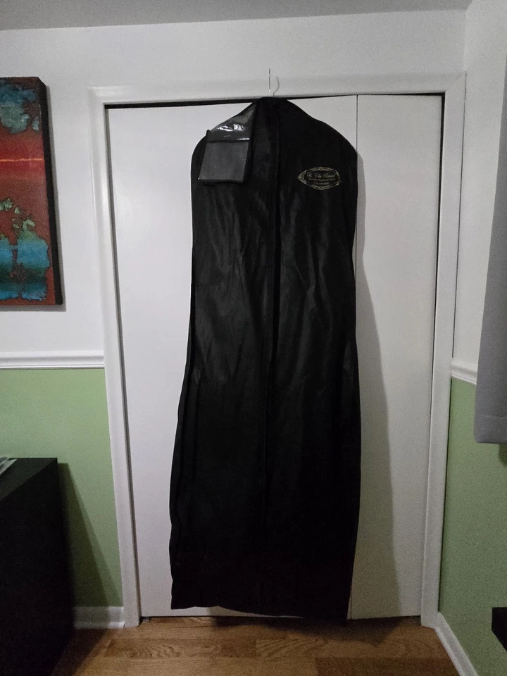 Vestido de novia negro línea A cuello en V mangas ilusión encaje/tul con frente dividido Foto 4 de 4