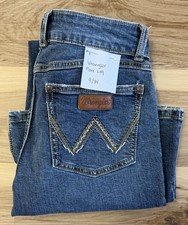 Wrangler Flare Women's Stretch Blue Denim Embroidered Jeans. Size 9/34