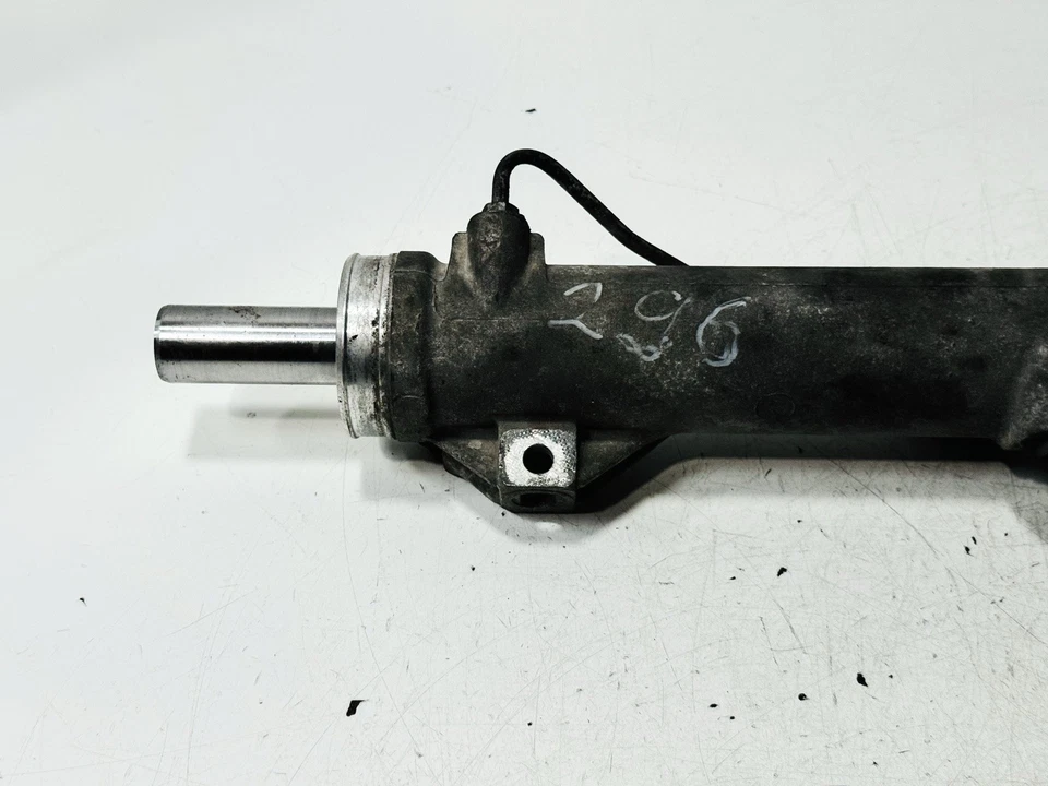 2012-2015 宝马 X1 E84 xDrive 动力转向架 32106777473 原始设备制造商二手 — 第 3/4 张图片