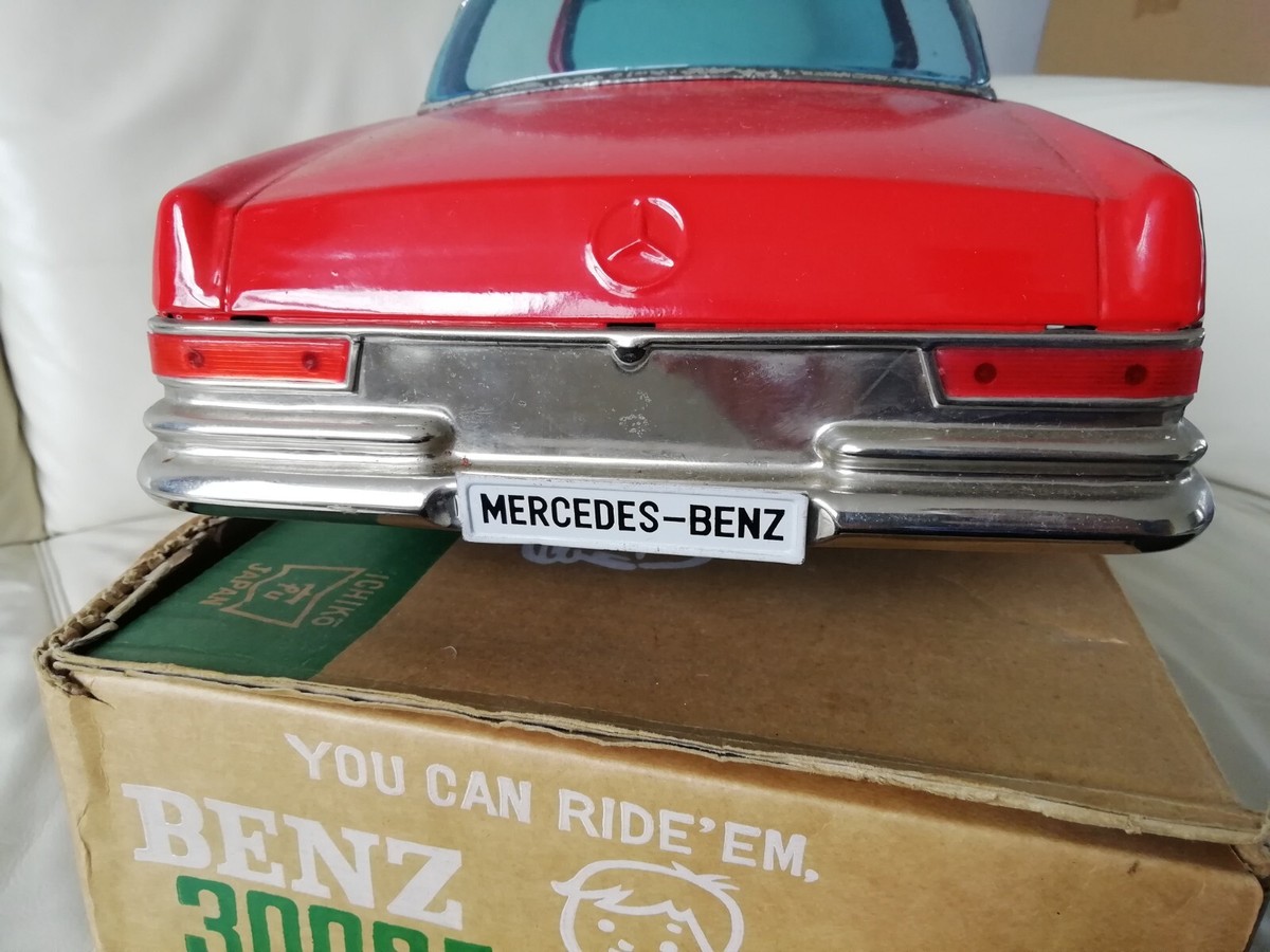 Ichiko Mercedes Benz 300SE Friction Tin Toy Tin Japan 60cm in Box