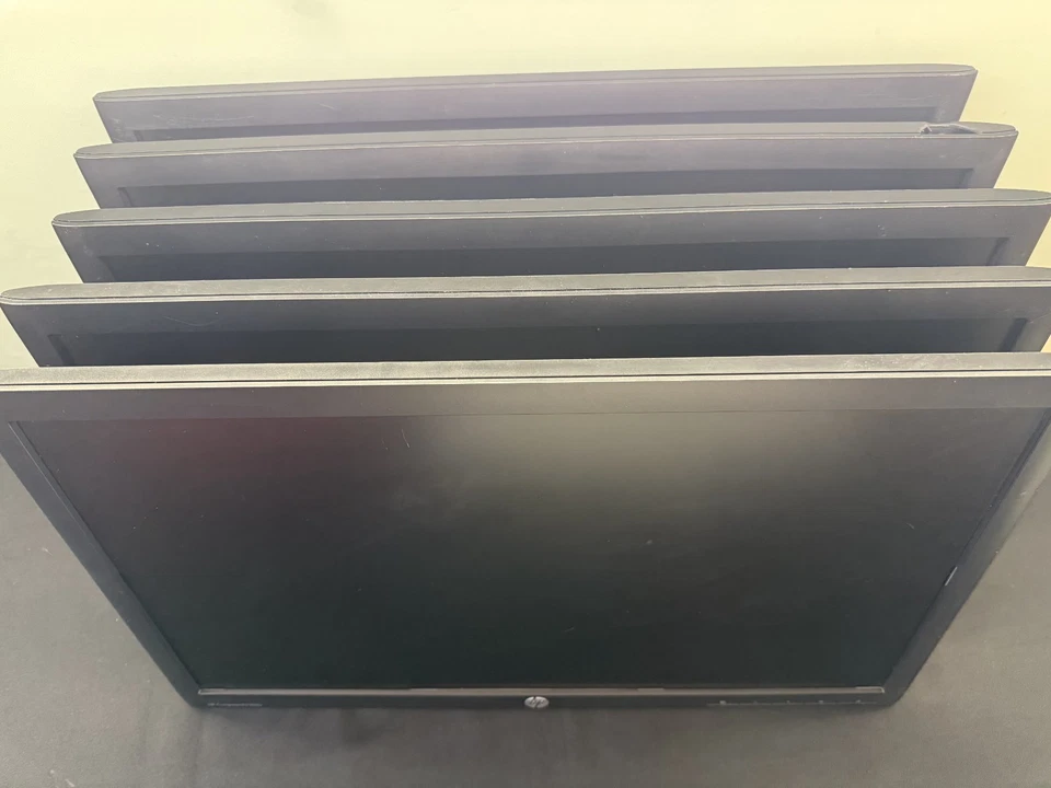 5x HP 22" Monitors – LE2202x & ProDisplay P221 – No Stands - Image 4 of 4