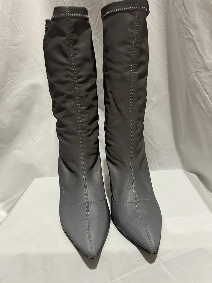 Bota feminina outono salto alto cetim biqueira pontiaguda salto curto salto fino meia elástica - Imagem 3 de 4