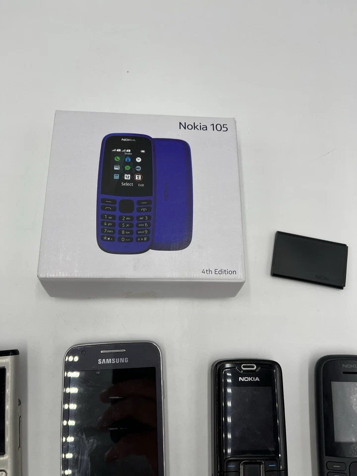 4x alte Handys Telefone 3x Nokia + 1x Samsung Sammlung Konvolut Nokia 105 etc. - Bild 4 von 4