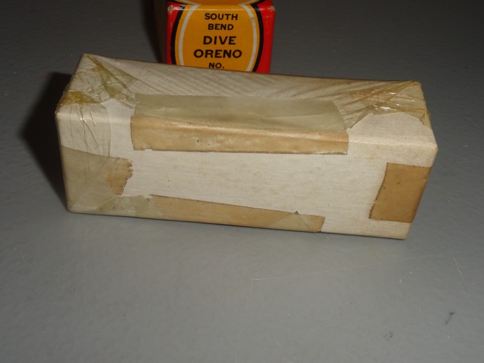 VINTAGE Leurre South Bend Dive Oreno N°952S Bois - Avec Boîte D'origine - Brochet