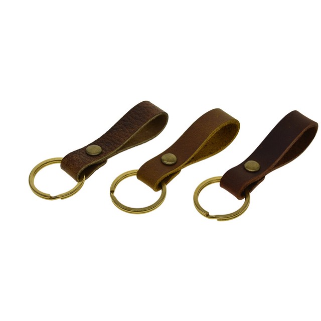 wholesale Saddle Tan Leather Cowboy keychains 32mm Flat solid brass