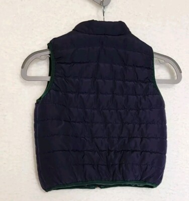 CARTERS 4t puffy vest navy blue With Green Inside zipper closure 2  Pockets