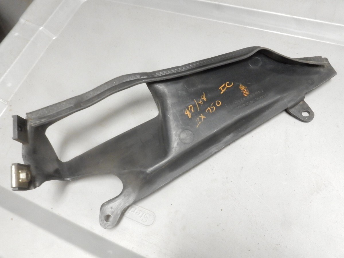 Kawasaki OEM Right Louver Cover 1987-1990 ZX750 14024-1347