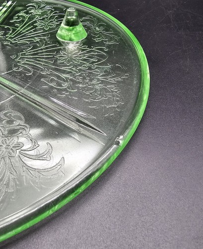 Antique Art Deco Uranium/Vaseline Green Glass Cake Plate/Jeannette Glass/c1930s - Picture 8 of 11