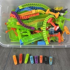 Hexbug Nano Track Set Lot Robotic Bugs Habitat Pieces Connectors 5 Nano 3 Flash