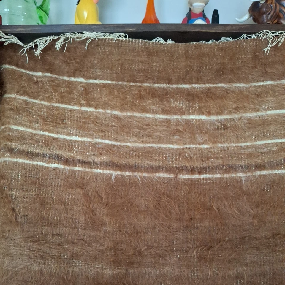 Alfombra de guerra histórica tribal afgana vintage mediados de siglo Foto 3 de 4