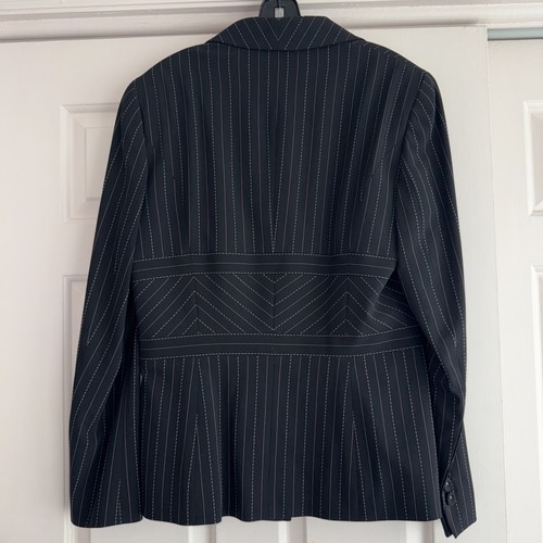 ESCADA Black, White and Pink Striped Suit Jacket Sz 40 8-10 New - Picture 15 of 15