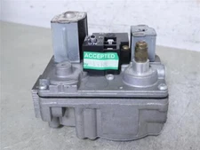 White Rodgers 36E29 202 HVAC Furnace Gas Valve 025-32794-000