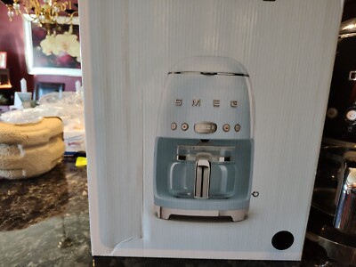 Smeg 1950's Retro Style 10 Cup Drip coffee machine - Black (DCF02BLUS)