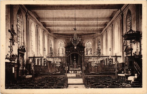 Carte Postale Ancienne – Beauquesnes (80) – Intérieur De L'église, Sanctuaire – Années 1900