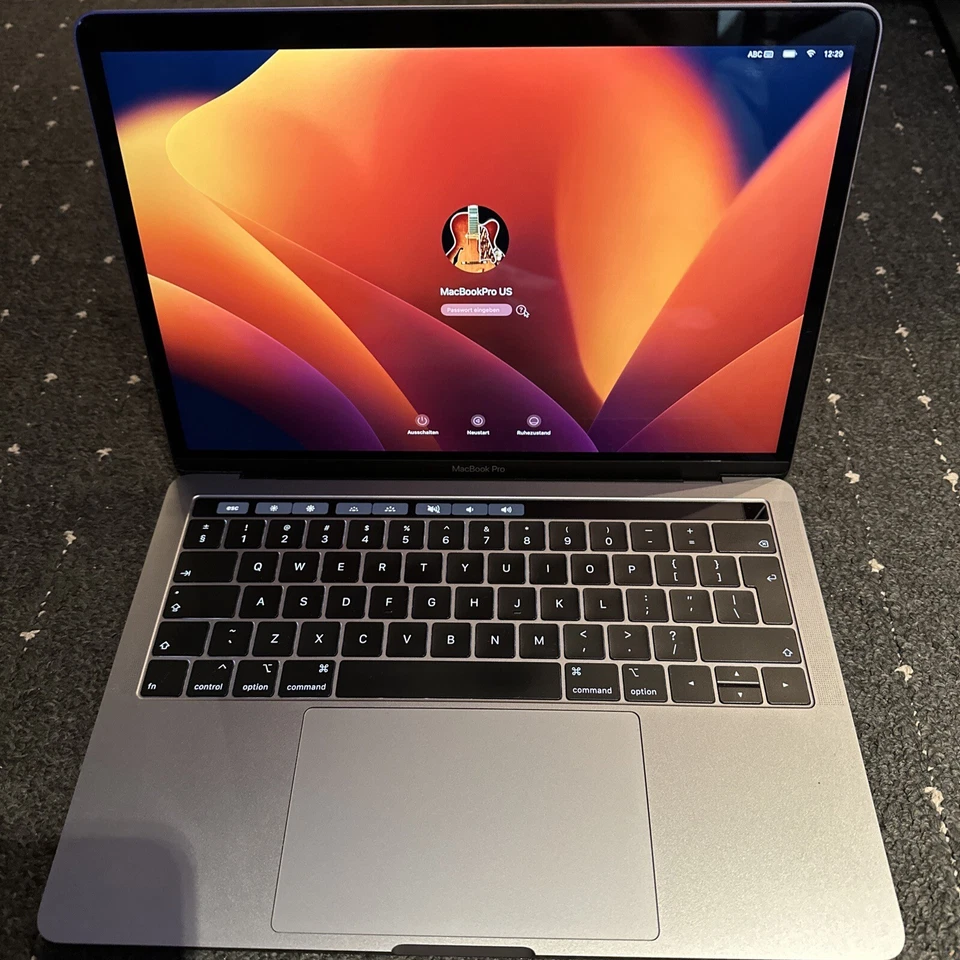 Apple MacBook Pro 13" 2018 Touch Bar i7 2,7 GHz 16 GB RAM 256GB SSD Grau QWERTY