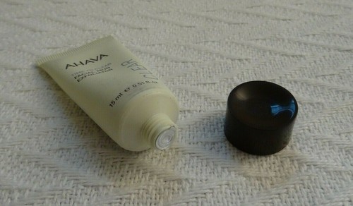 AHAVA Facial Mud Exfoliator Travel Size .51 oz NEW - Picture 3 of 3