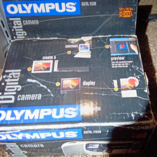 Olympus CAMEDIA D-300L Compact Digital Camera Silver/Gray USB Flash Box