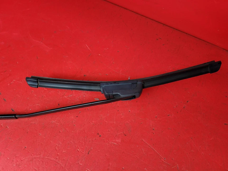 NISSAN MICRA FRONT LEFT WIPER ARM 2017 5 DOOR - Image 2 of 4